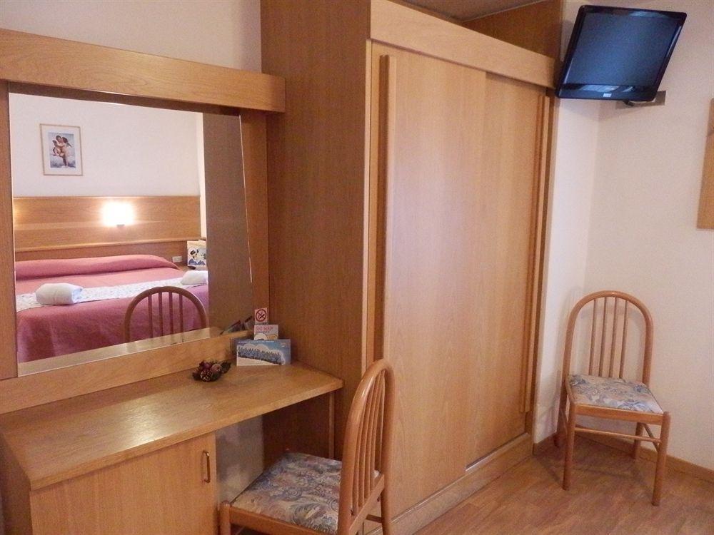 Hotel Due Spade Folgaria Exterior photo